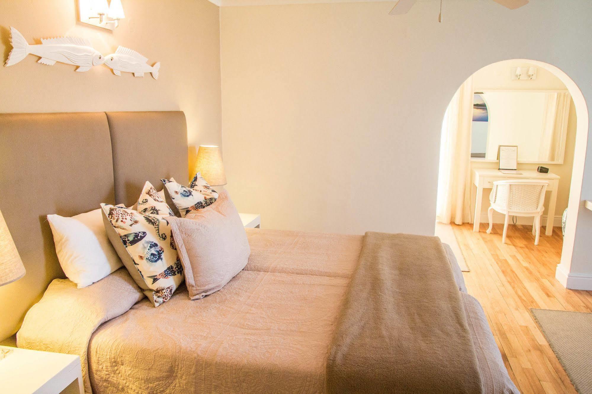 Milkwood Manor On Sea Bed and Breakfast Plettenberg Bay Exteriör bild